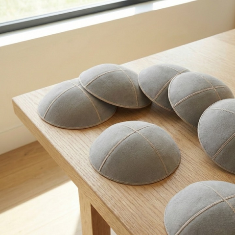 כיפה דמוי עור