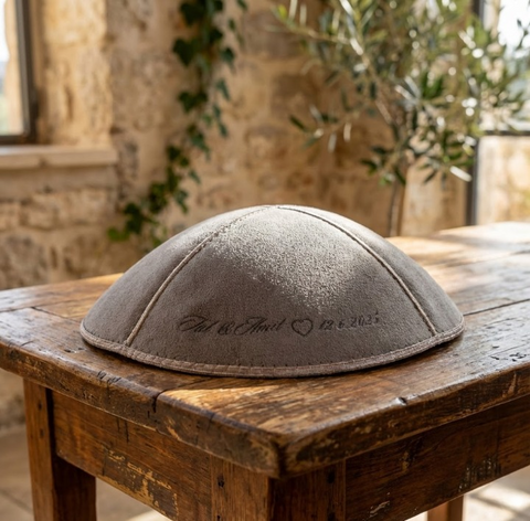 כיפה דמוי עור