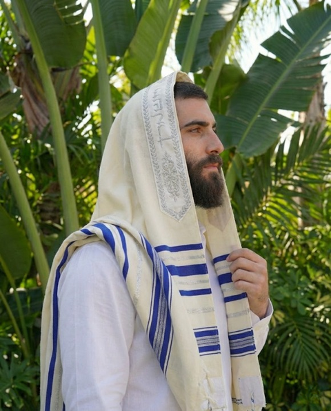 טליתות בעבודת יד